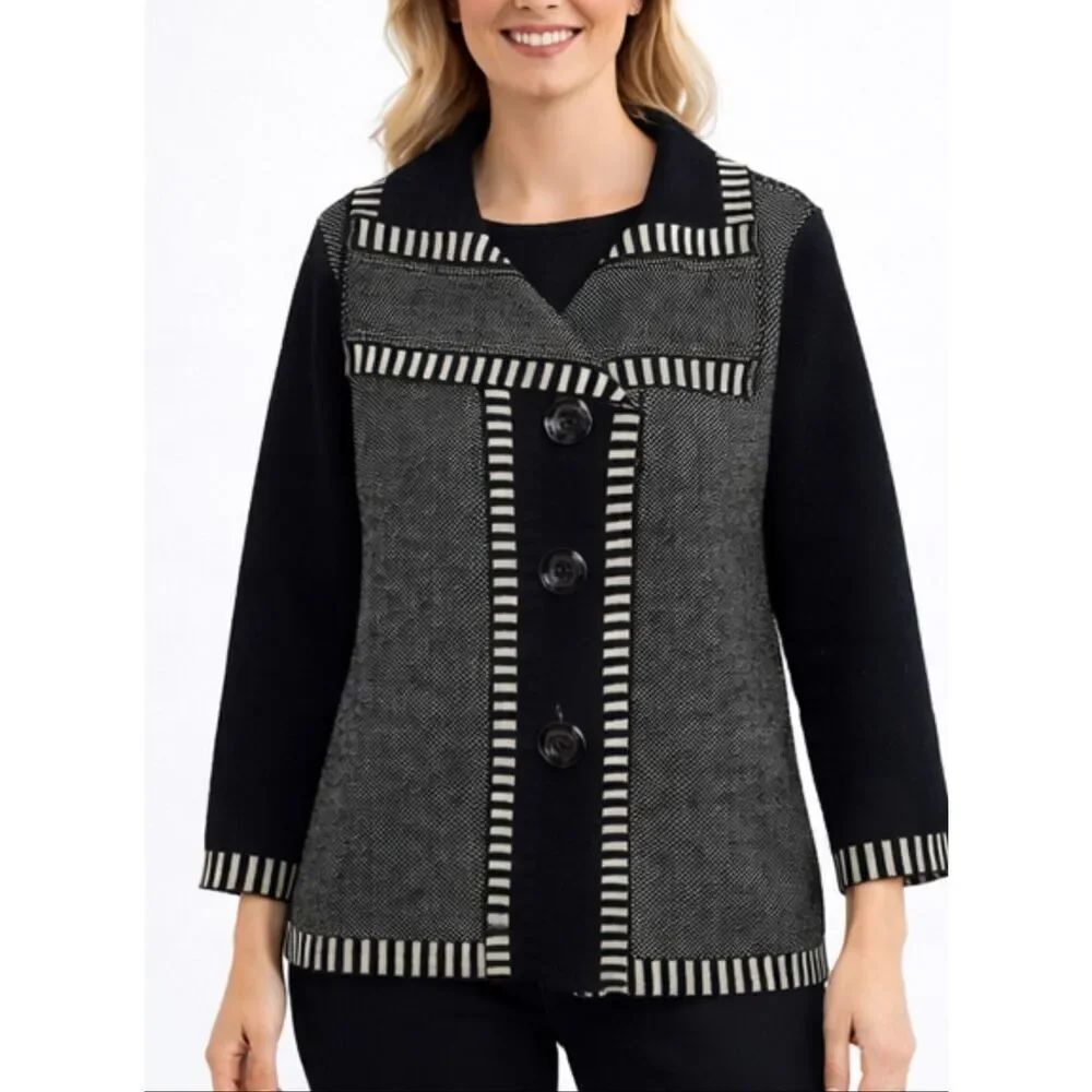 Sioni black white woolโblend collared button front sweater M